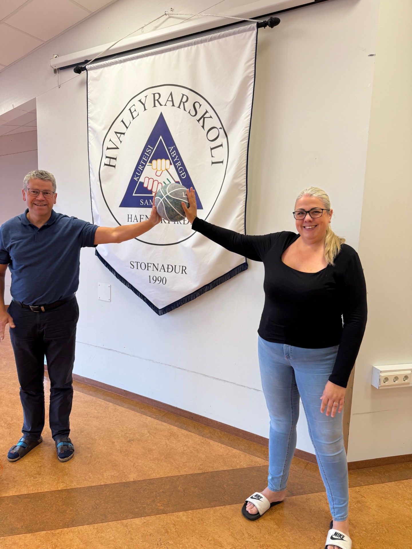 Kristinn skólastjóri Hvaleyrarskóla og Lisa frá Foreldraráði Hafnarfjarðar